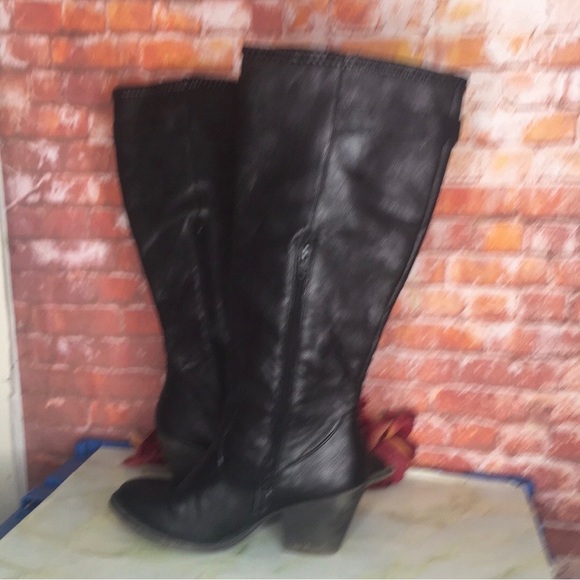 Vintage  Y2K Tall Black Chucky Heel
Almond Toe Riding Boots - Picture 9 of 11